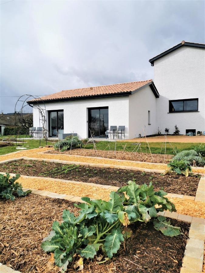 Au Jardin Des Deux Roches Bed and Breakfast Prissé Εξωτερικό φωτογραφία