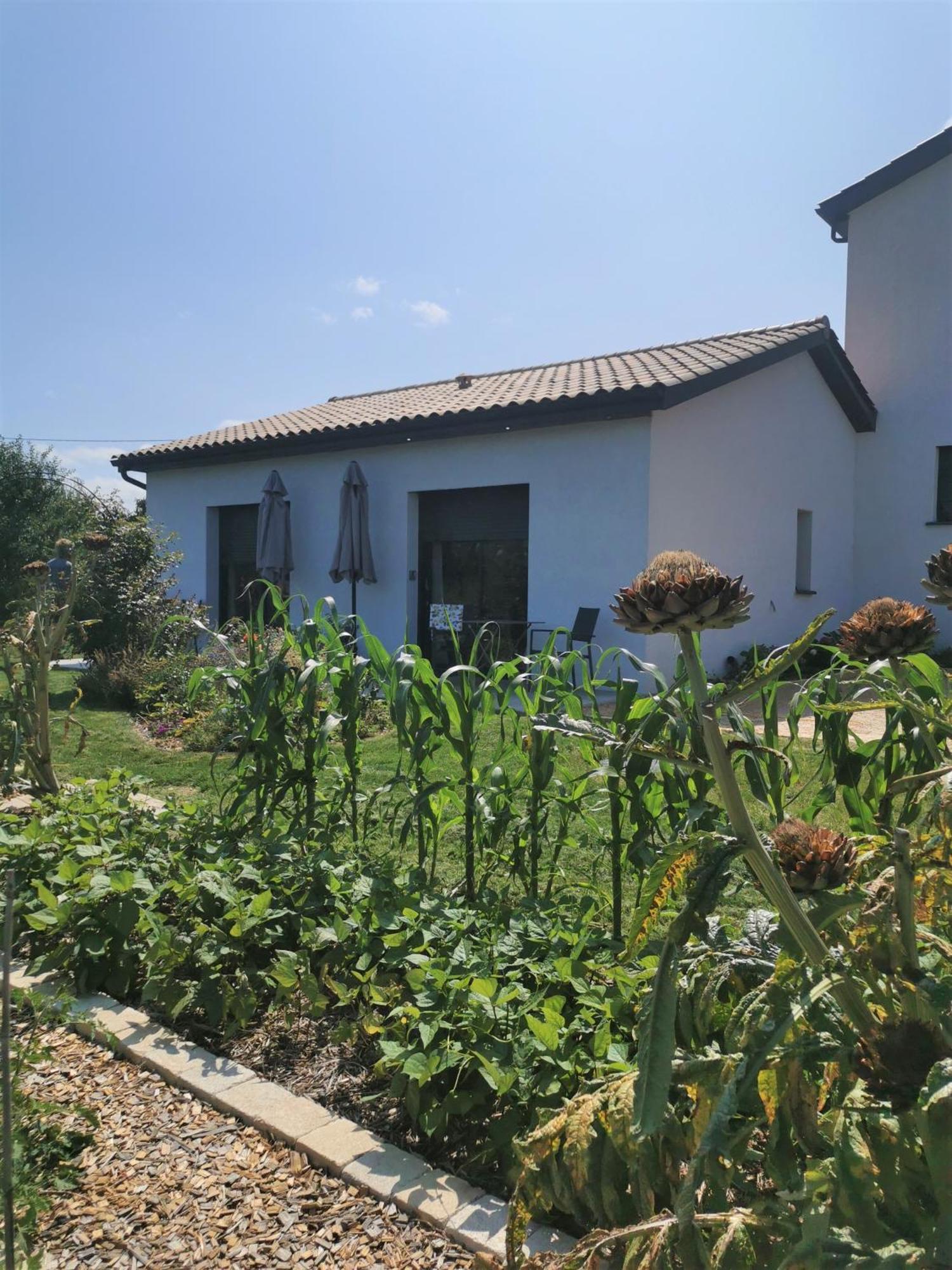 Au Jardin Des Deux Roches Bed and Breakfast Prissé Εξωτερικό φωτογραφία