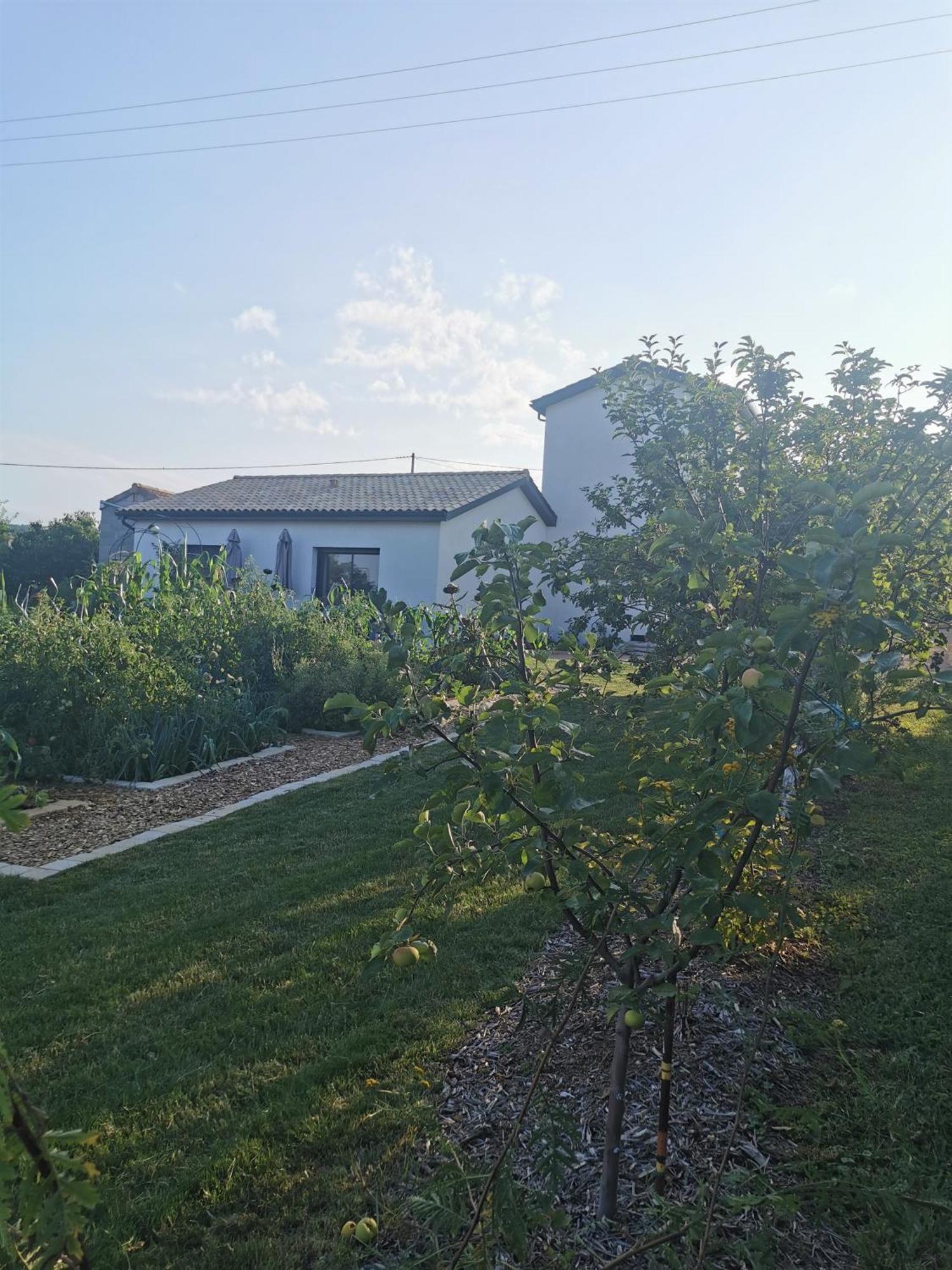 Au Jardin Des Deux Roches Bed and Breakfast Prissé Εξωτερικό φωτογραφία
